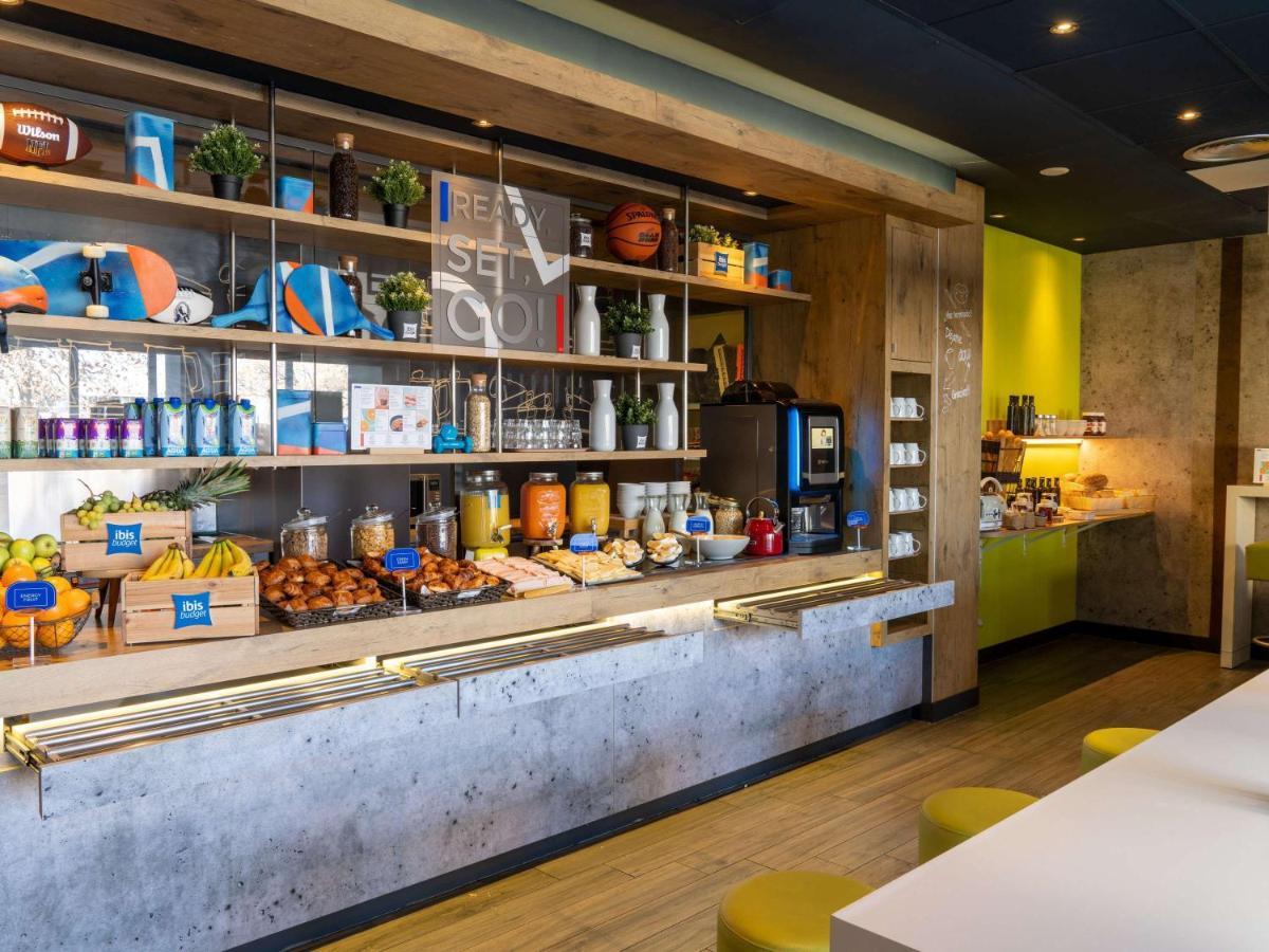 Ibis Budget Barcelona Viladecáns Exteriör bild
